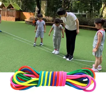 Игра с въже, и практично регулируемо Не выцветающая цветна игра на ластик, детска играчка на открито за деца